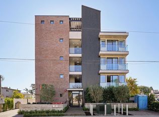 IM 21, North Hollywood, CA 91602