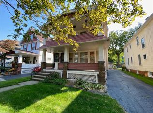 2555 Kendall Rd, Shaker Heights, OH 44120