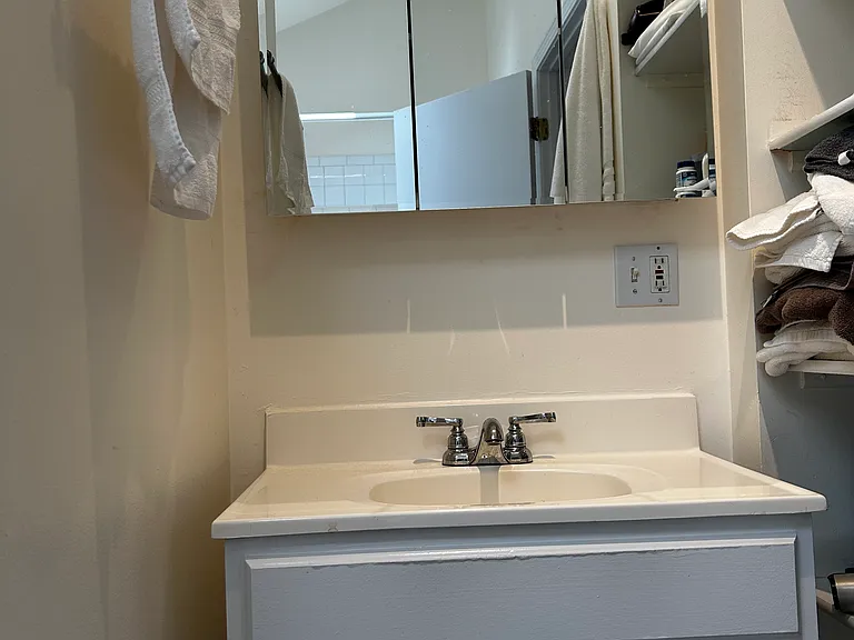 2135 N Leavitt St #2-CH — Photo 23