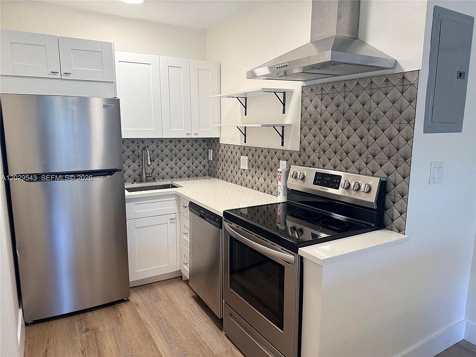 1st image of 260 S Cypress Rd APT 108