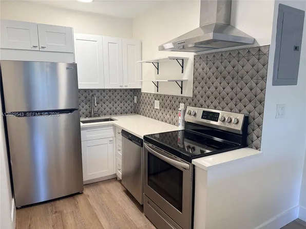 260 S Cypress Rd APT 108, Pompano Beach, FL 33060
