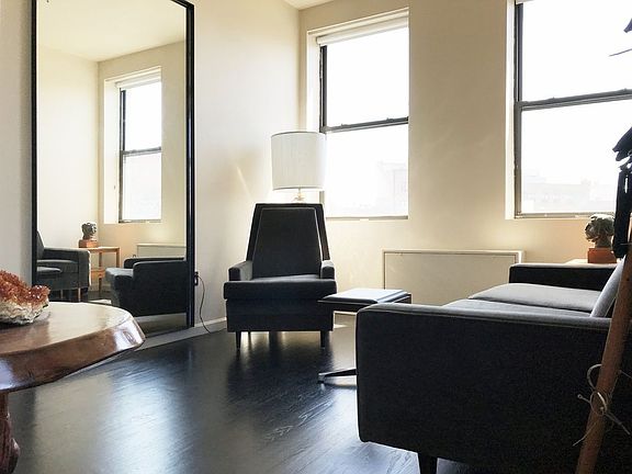 2nd image of 15 Lawton St APT 36