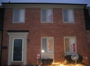 1110 Canterbury Sq, Indianapolis, IN 46260