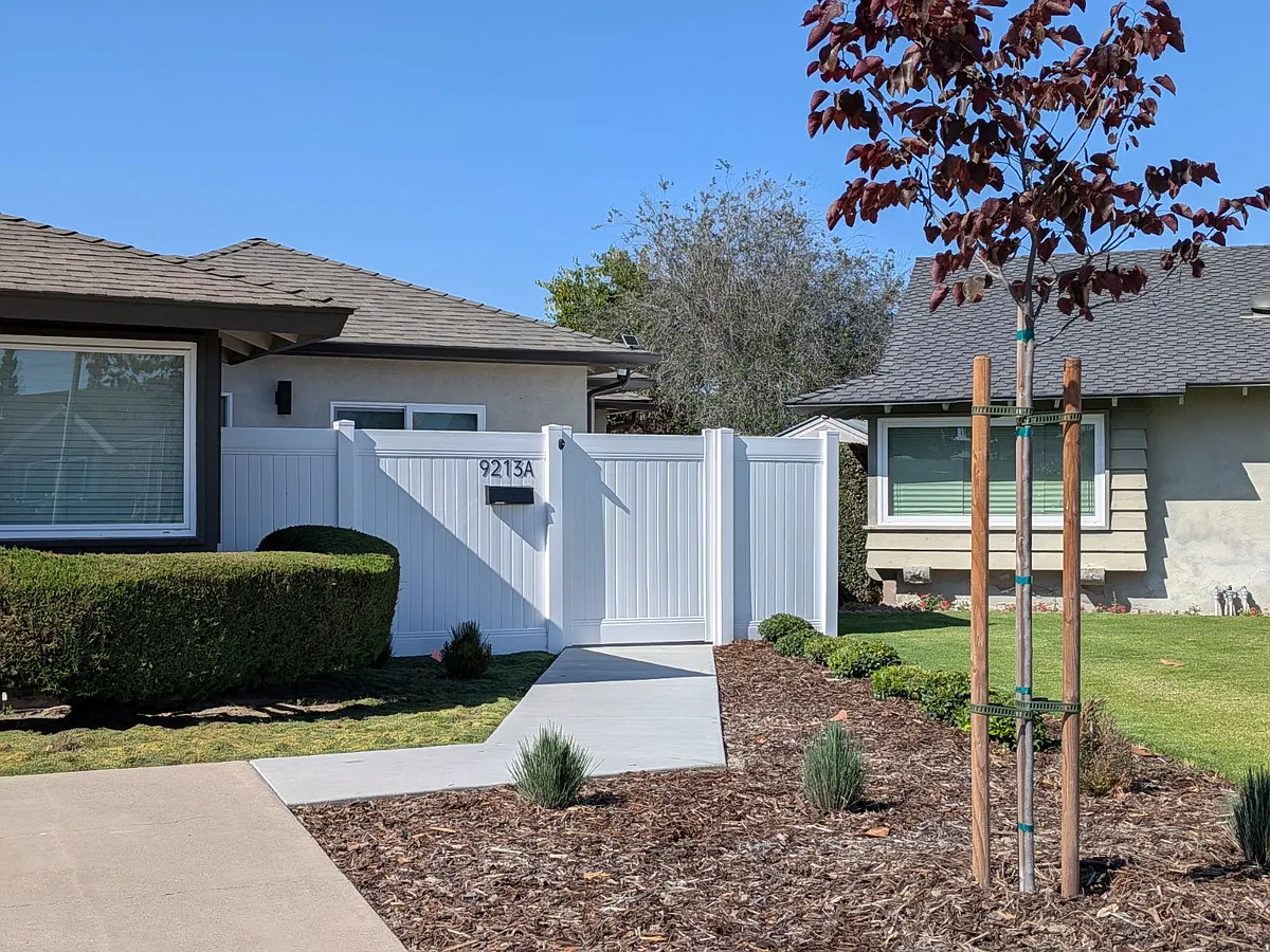 Building Photo - 9213A El Tango Cir