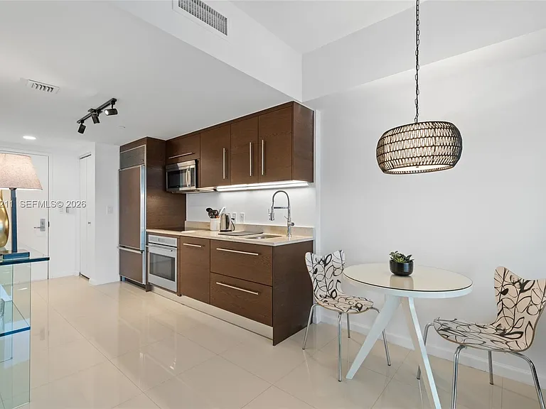 465 Brickell Ave #904 — Photo 7