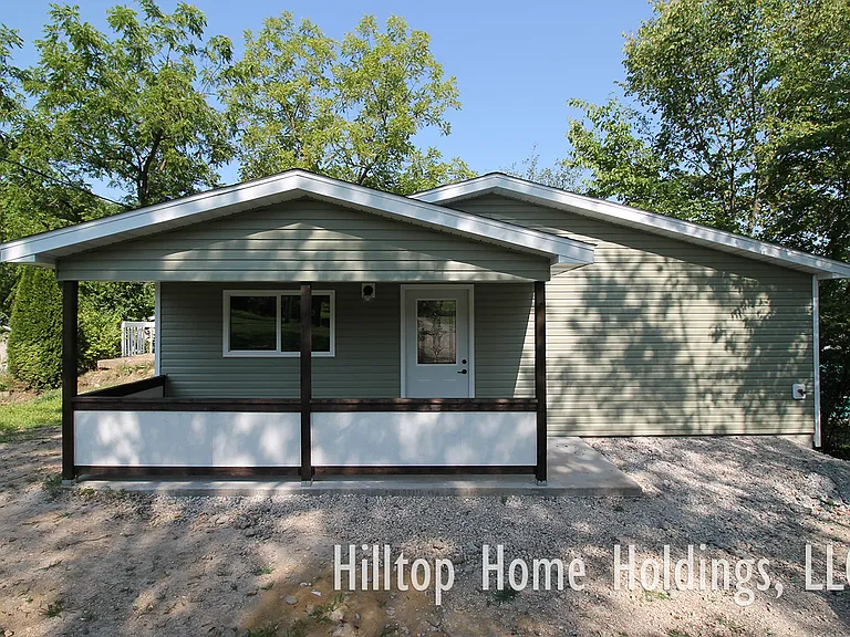 70 Hilltop Rd — Photo 1