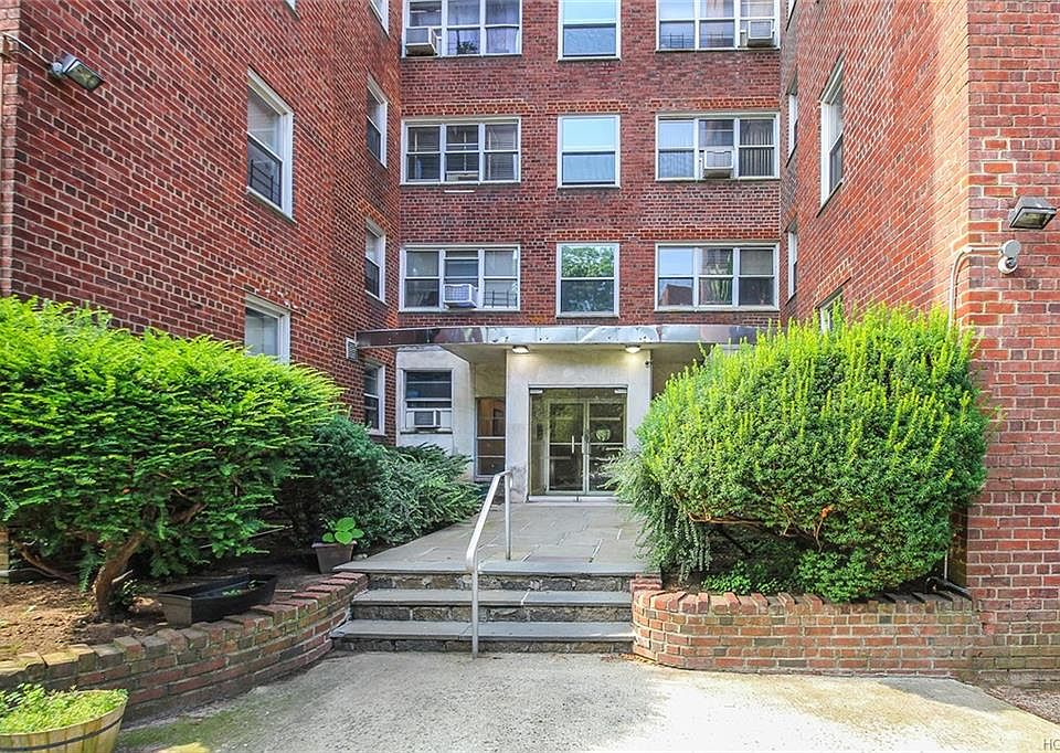 1st image of 1234 Midland Ave APT 4f