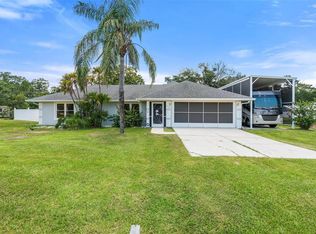 135 James Pl, Groveland, FL 34736