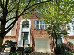 1218 Wild Hawthorn Way, Reston, VA 20194