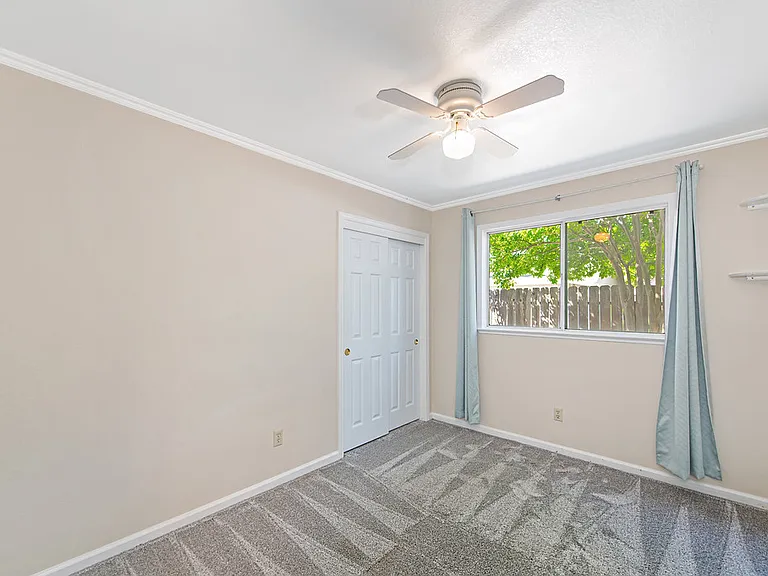 7337 Little Acorn Way — Photo 23