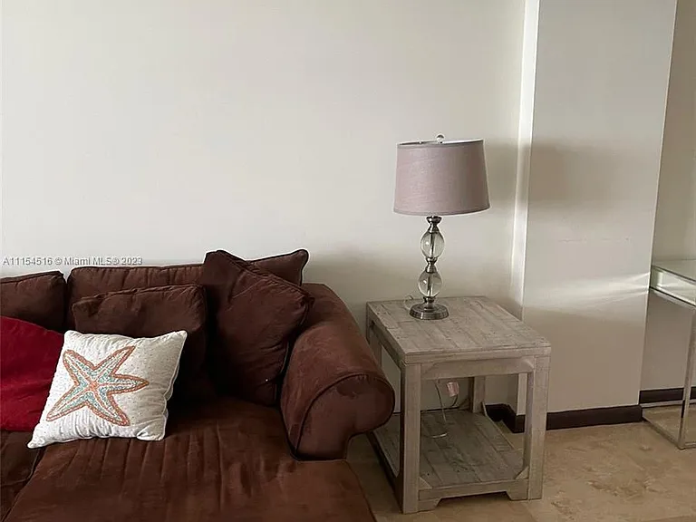 3725 S Ocean Dr #301 — Photo 8