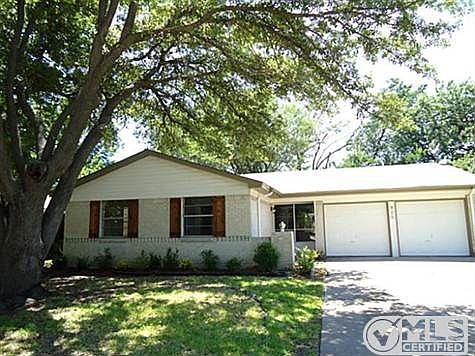 1st image of 805 N Cottonwood Dr