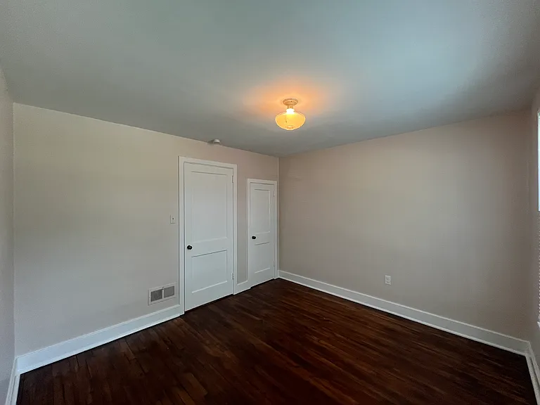 202 Maple Ln — Photo 13
