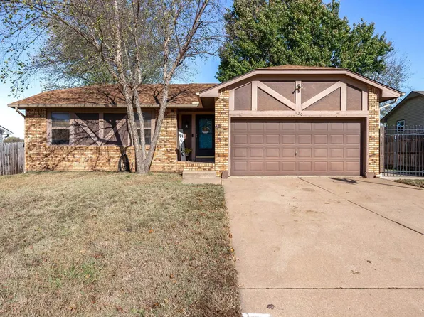 120 W Rockwood Blvd, Mulvane, KS 67110