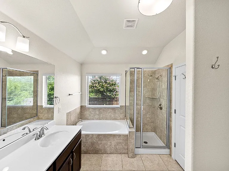 6097 Heron Dr — Photo 19