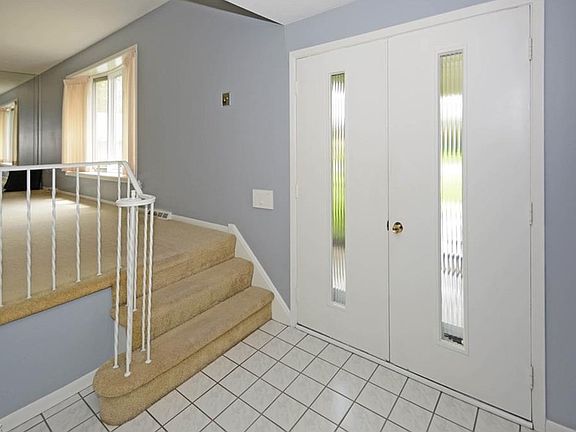 4th image of 6494 Gale Dr