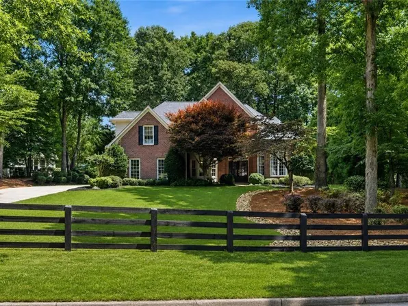 4305 Summerwood Dr, Cumming, GA 30041