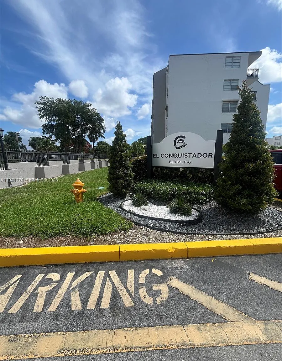 El Conquistador North Con — Photo 1