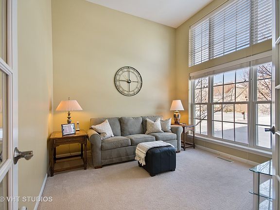 4th image of 1691 Briarheath Dr