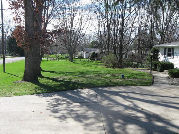 2nd image of 1503 Mould Ave