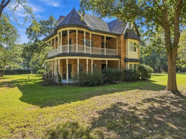 24904 Robin Hood Ln, Hockley, TX 77447