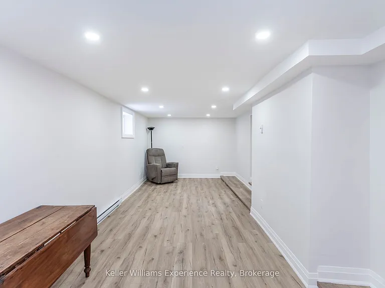 65 Drury Ln — Photo 12