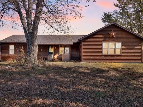 23072 Highway Z, Dawn, MO 64638