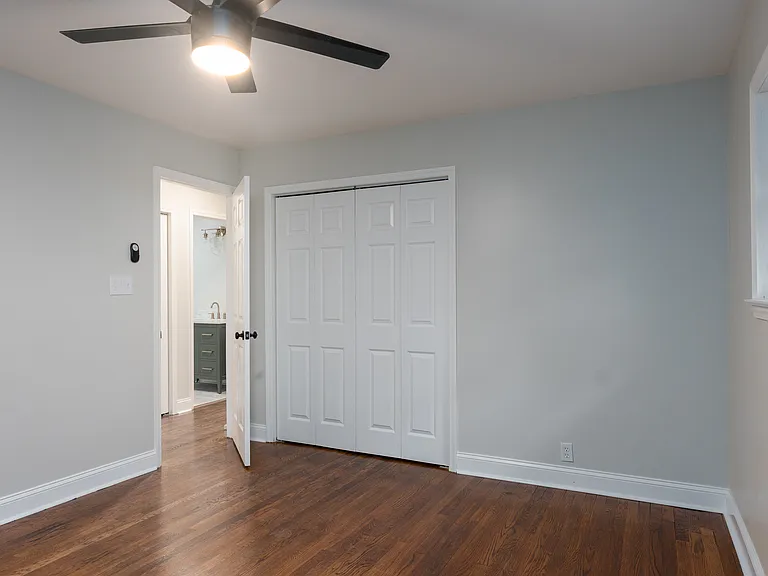 2319 Buena Vista Dr — Photo 14