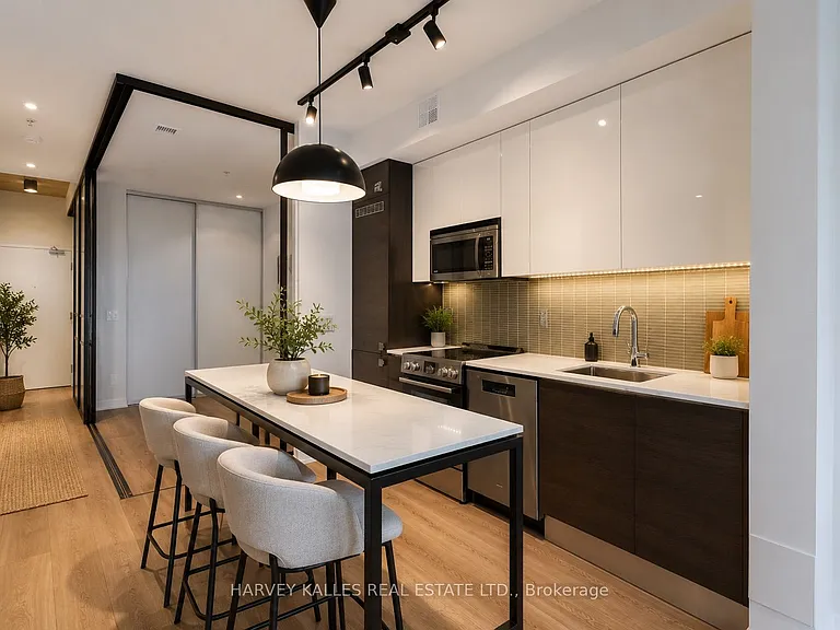 8 Dovercourt Rd #222 — Photo 18