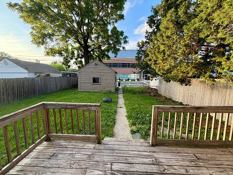 2738 Allegheny Ave — Photo 31
