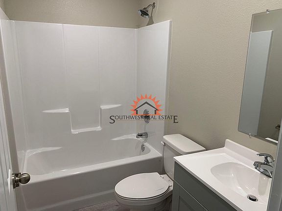 5th image of 108 E Manana Blvd