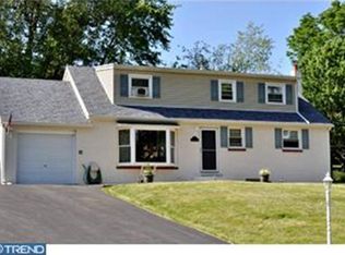 87 Hellberg Ave, Chalfont, PA 18914