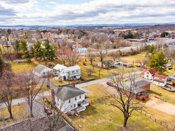 142 Fishersville Rd, Fishersville, VA 22939