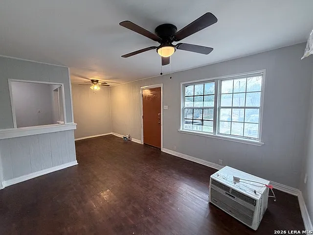 1224 San Angelo — Photo 4