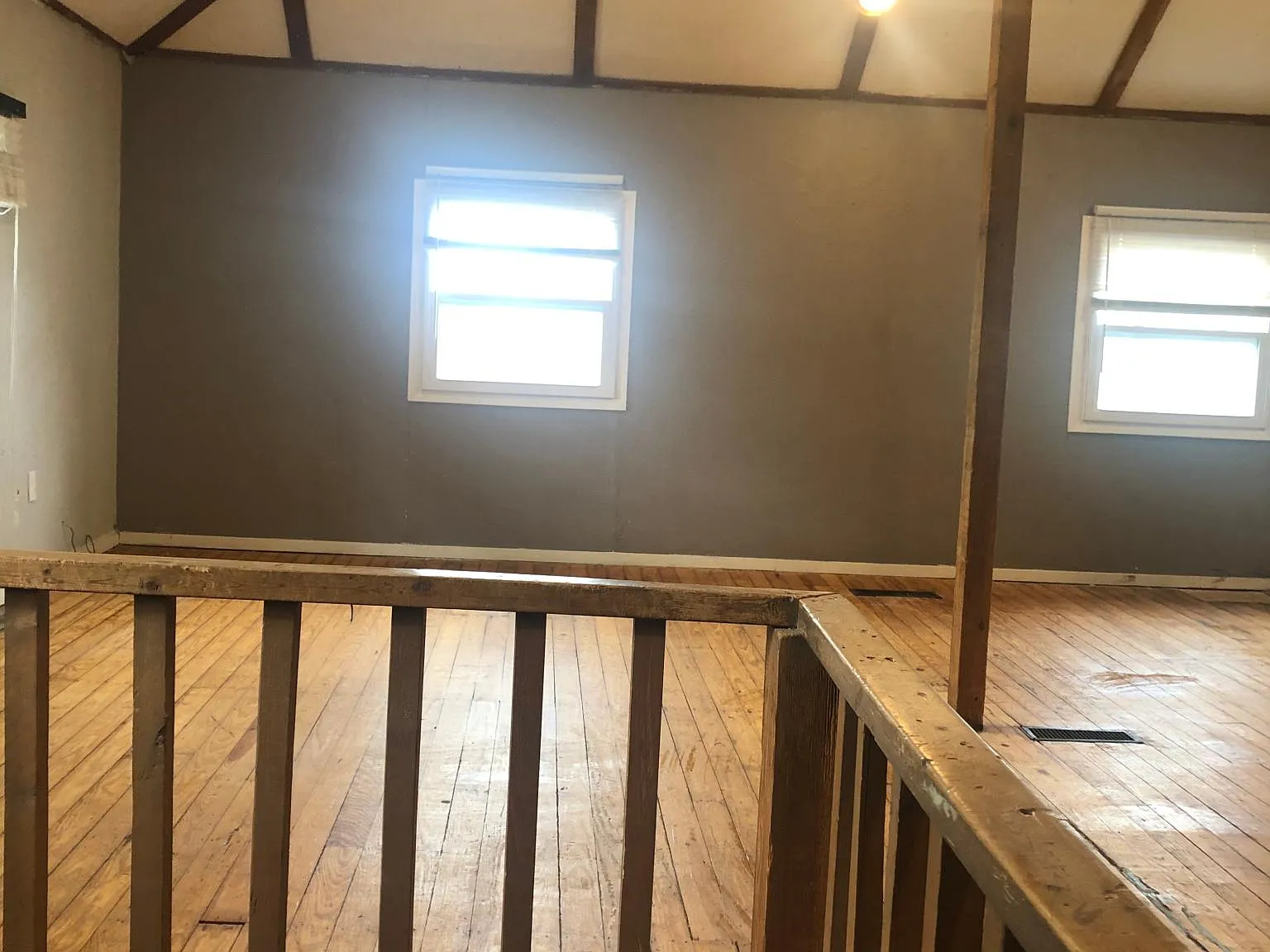 2 bed, 900 sqft, $1,250 — Photo 4