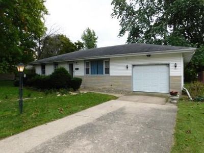 209 Mirlynbeth Rd, Fairbury, IL, 61739