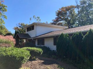 W3729 Washington Dr, Lake Geneva, WI 53147