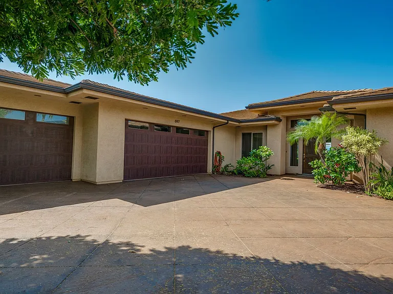 697 Anapuni Loop — Photo 26