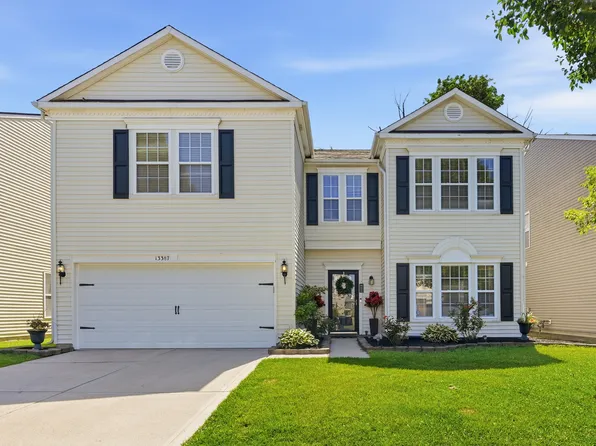 13387 Allegiance Dr, Fishers, IN 46037