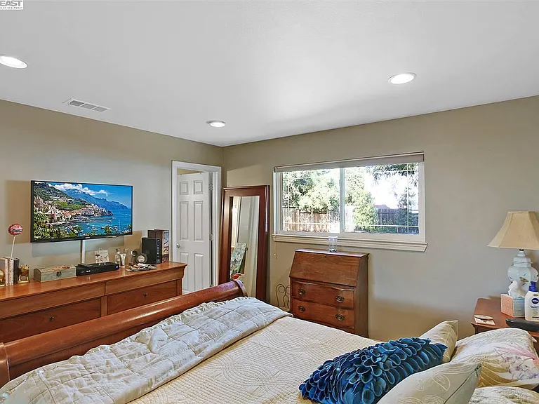 1234 Heather Ln — Photo 14