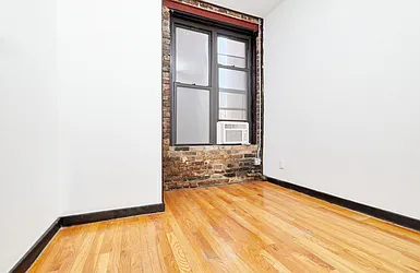 Rented by PocketBroker Inc