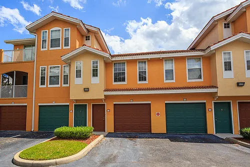 12020 Villanova Dr #105 Photo 1