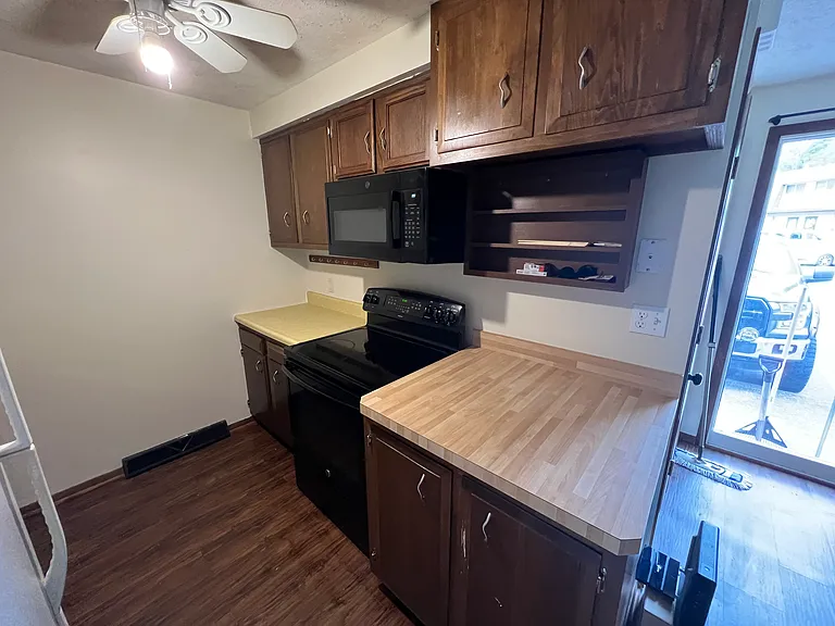 5215 Cline Rd #H — Photo 12