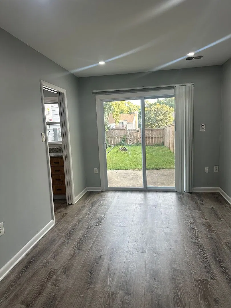 Charming 3BR Townhome in Waldorf — Photo 4