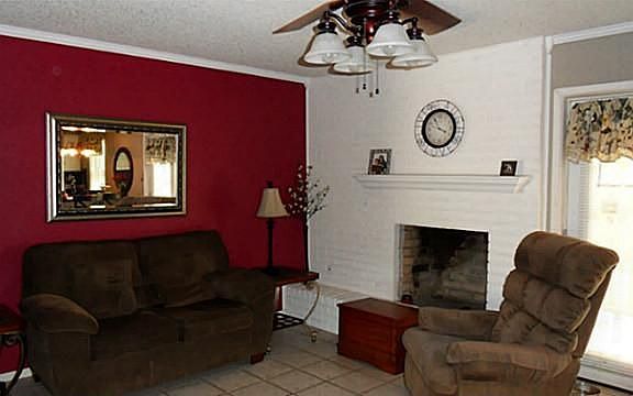 2nd image of 718 S Bowie Dr