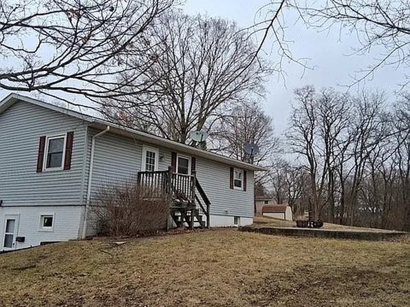 725 Meeker St, Galena, IL 61036