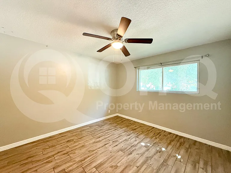 337 N Williams — Photo 8