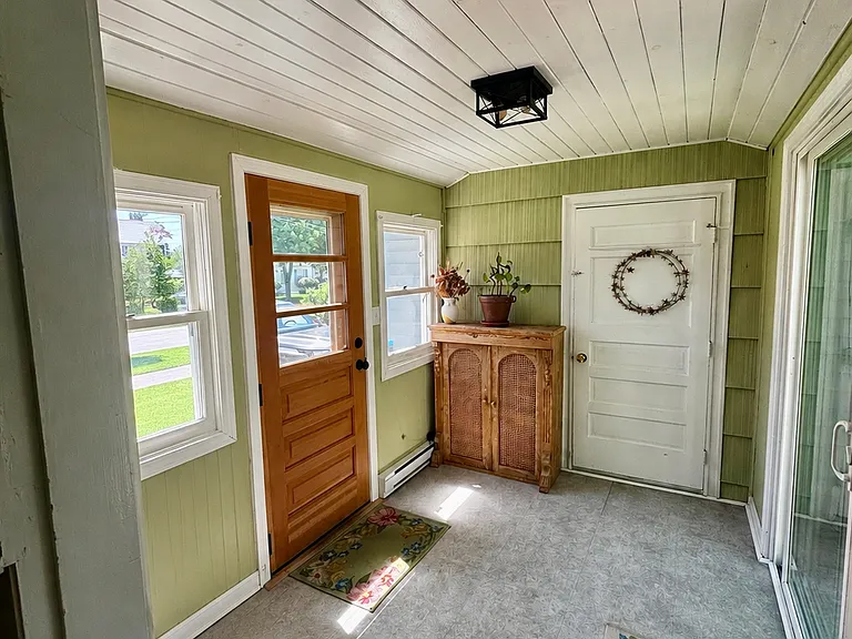 34 Malilly Rd — Photo 5