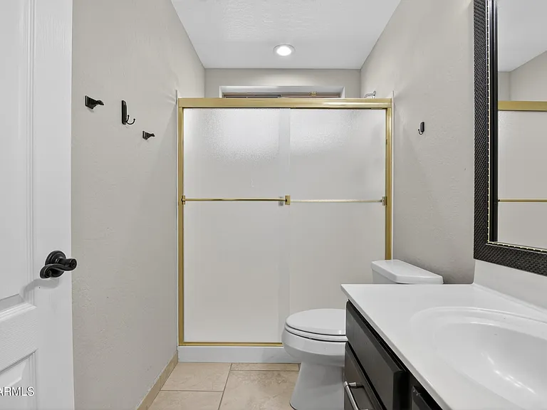 4302 E Mossman Rd — Photo 56