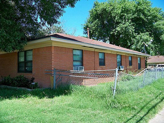 3rd image of 5651 Elm Springs Dr